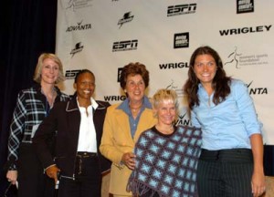 MEB with group at WSF Awards Oct 04