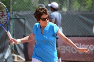 Maria Bueno has a hit in Rio