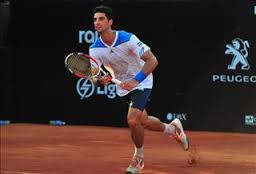 Thomaz Bellucci wins his opening match