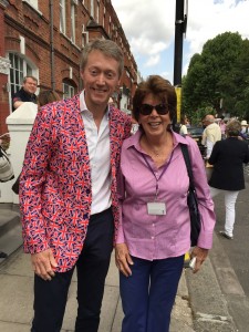 Tim Cockroft, Queen's Club Chairman, sets the tone for Team GB with Maria Bueno [Photo Tenlink]
