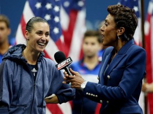 Flavia Pennetta stuns ABC's Robin Roberts with her retirement announcement.