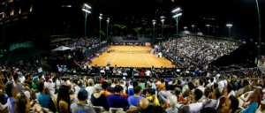 The outdoor show court at Pinheiros Club (above) and the indoor arena at Ibirapuera in São Paulo 2015 (left)