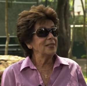 A relaxed and eloquent Maria Esther Bueno talks to Roberto D’avila about her life, success and the Olympics on Globo News. Snip20160321_8